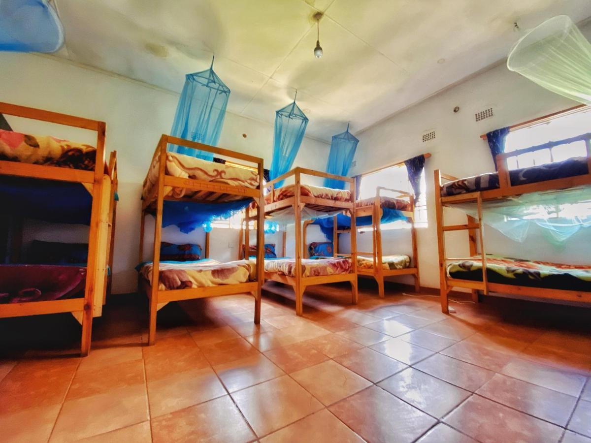 Blend Lodge And Kitchen - Pakachere ゾンバ エクステリア 写真